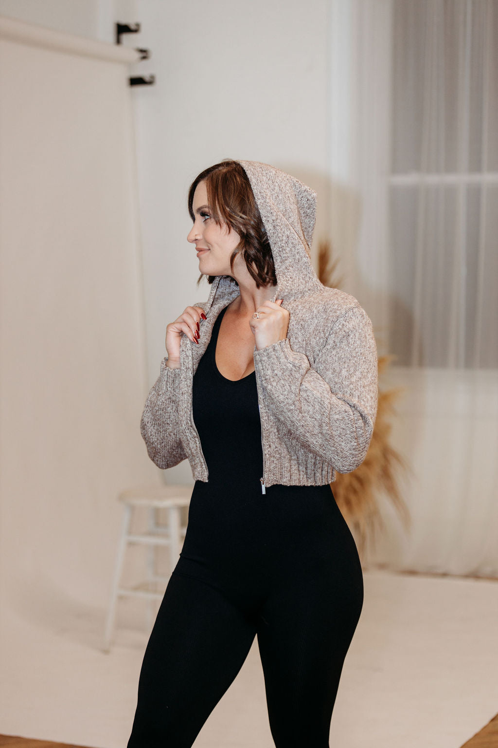 Gio Hoodie Cropped Sweater