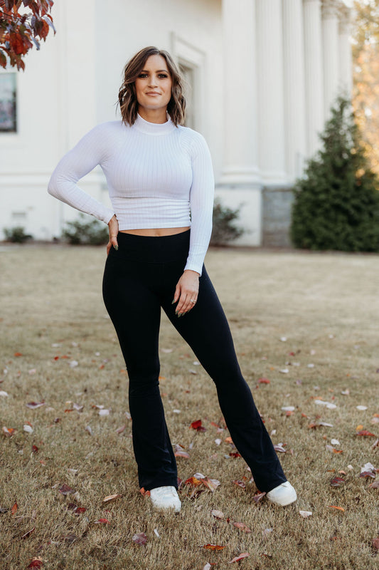 Mid Rise Flare Leggings